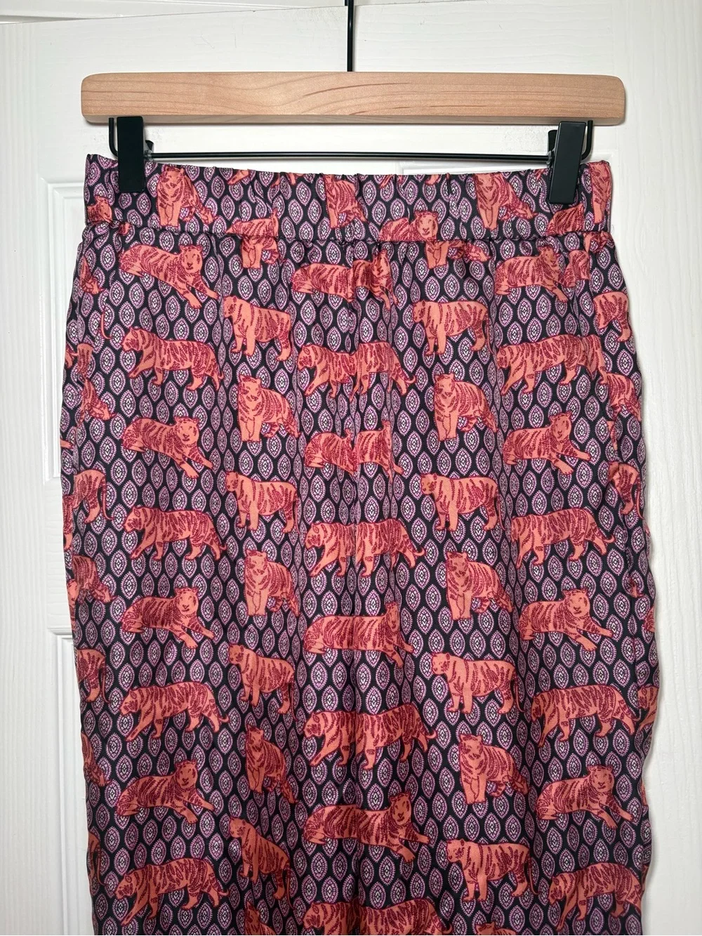 J.Crew Collection 100% Silk Roaming Tigers Print Pull-On Easy‎ Pants Size 4